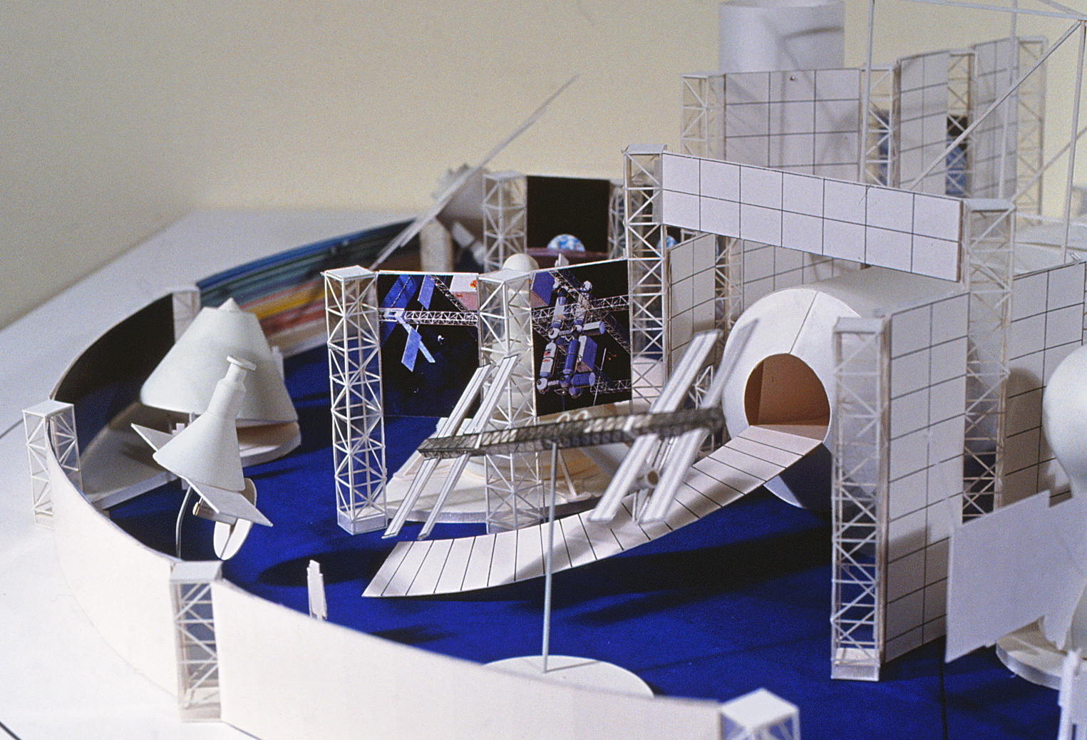 Model view of the exhibit, featuring International Space Station exit ramp.