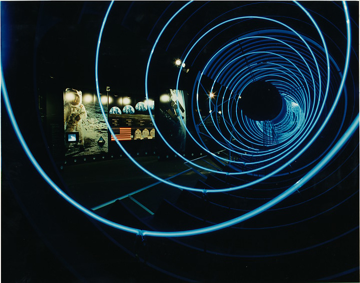 Hubble exhibit rings