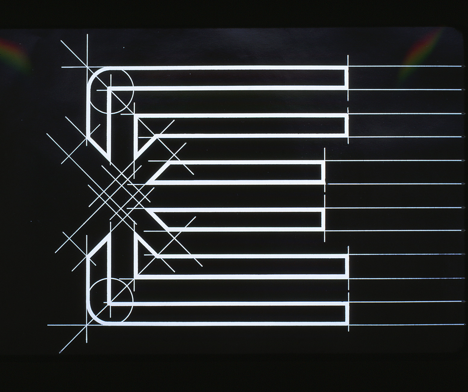 Geometric drawing of the E logo symbol.